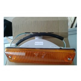 Juego Cocuyos Bomper Mazda 323 1985-04