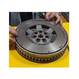 Volante de inercia escualizable (motor)