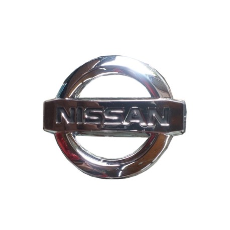 Emblema persiana Nissan Urvan 2014