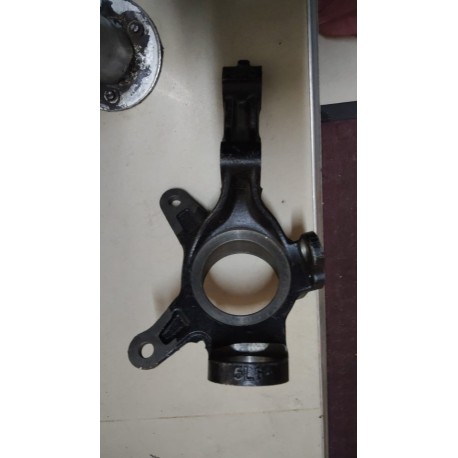 Mangueta sola rueda delantera izquierda