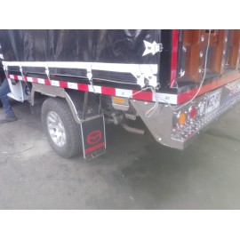 Juego guardabarros traseros en inox