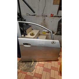 Puerta delantera derecha