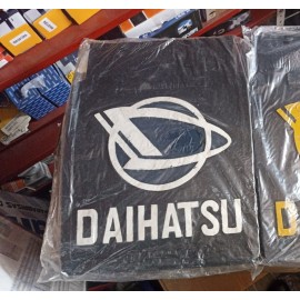 Par loderas o salpicaderas (negro, blanco)