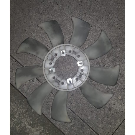 Ventilador (abanico) con 9 aspas, motor  giro ANTI horario