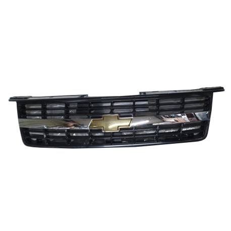 Persiana Cromada Chevrolet Dimax 2009-13
