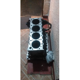 Bloque motor 4HK1, NPR reward (cilindro para reparar)