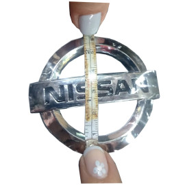 Emblema Tapa Baul, Vehiculos Nissan
