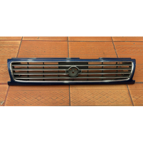 Persiana Sin Emblema, Nissan Sentra B13, 1993-98